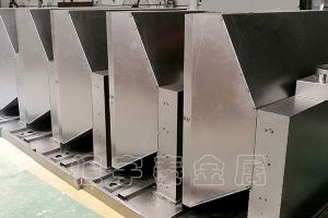 國內知名鈑金加工企業-【恒宇泰金屬】業務現場了解產品功能