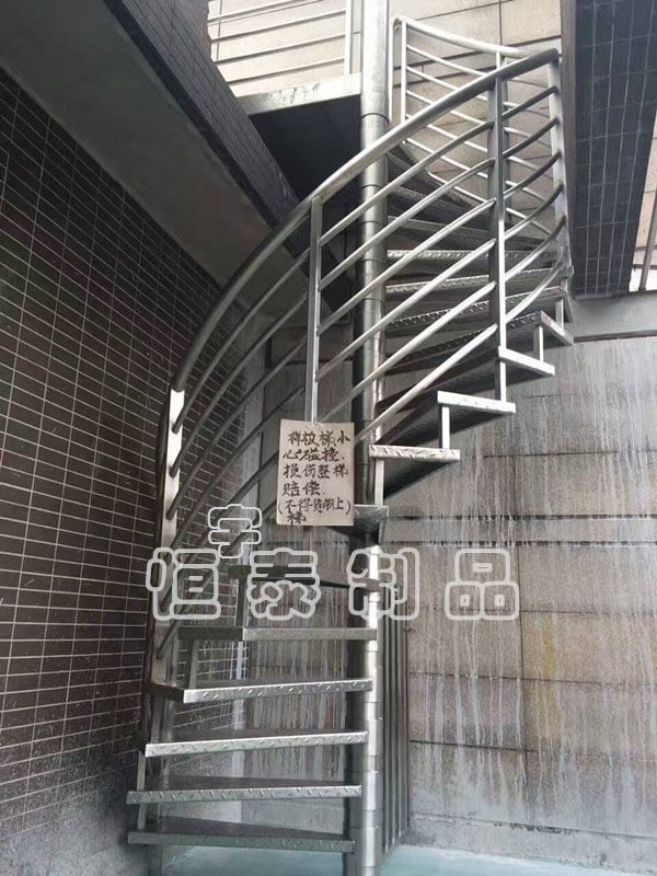 不銹鋼樓梯扶手應該如何搭配看起來才能更加吸引人