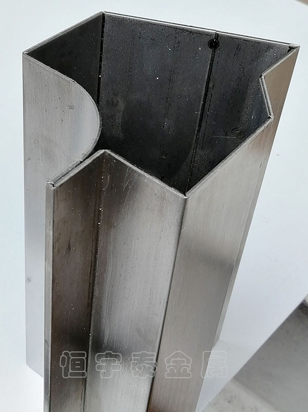 在鈑金加工過(guò)程中需要如何精確地控制公差的大小